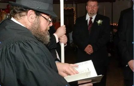 rabbi richard winer officiating interfaith jewish wedding ceremony